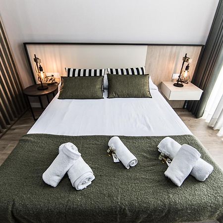 Apartamentos Luxury En San Juan 바다호스 외부 사진