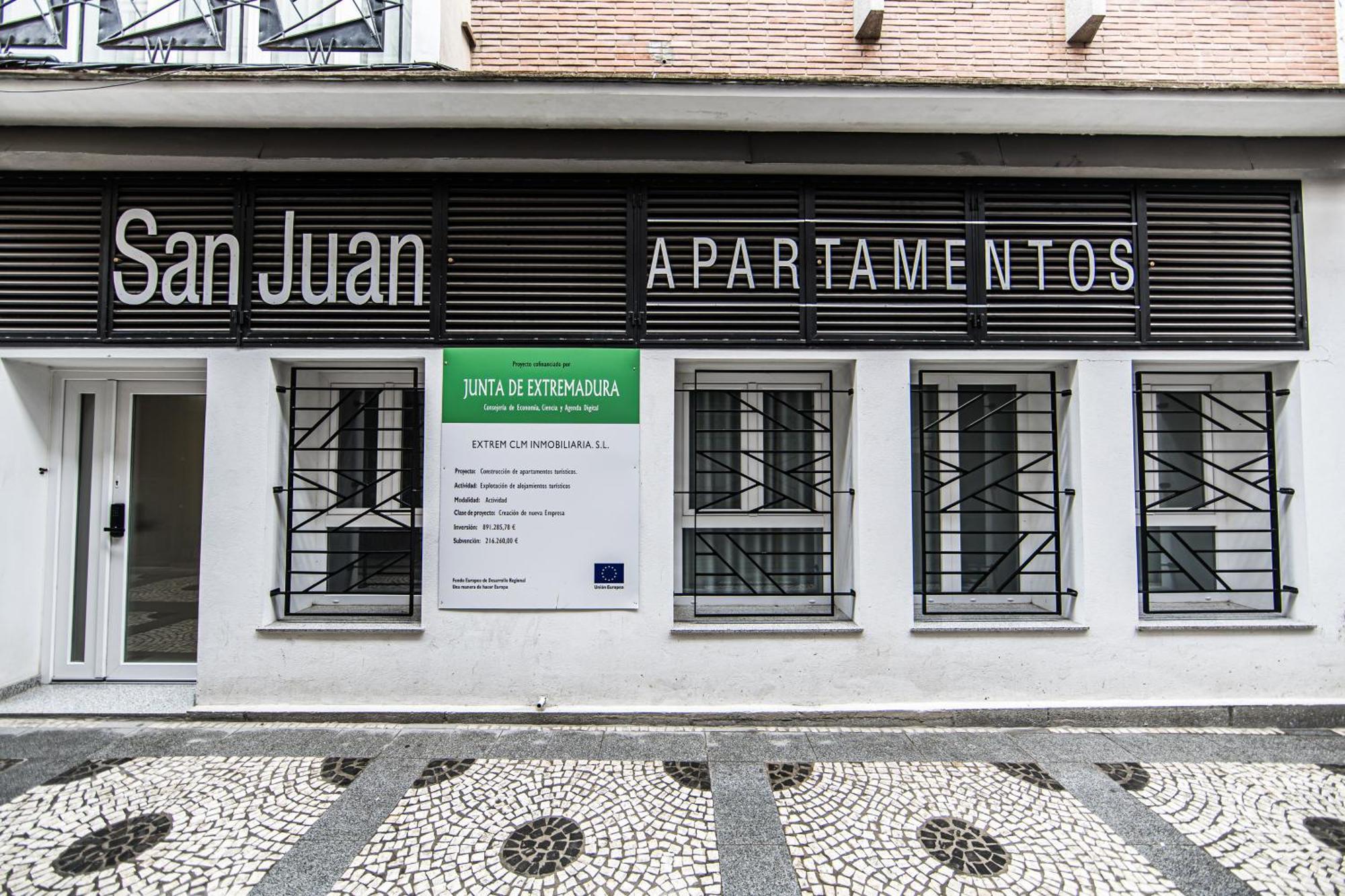 Apartamentos Luxury En San Juan 바다호스 외부 사진