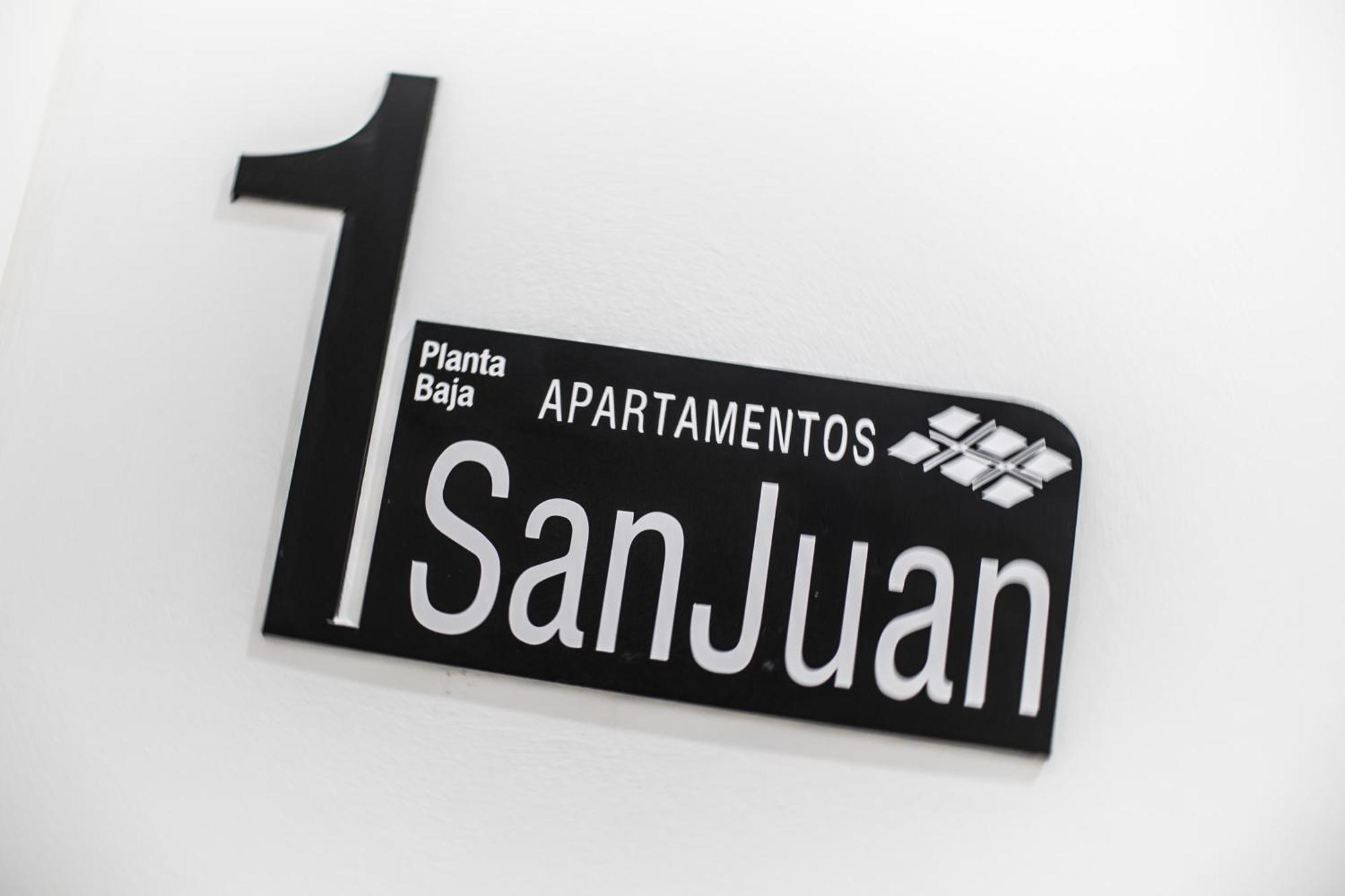 Apartamentos Luxury En San Juan 바다호스 외부 사진